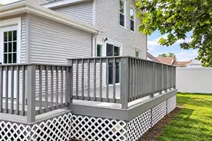 30 Eddington St, Pawtucket, RI 02861 - Photo 3