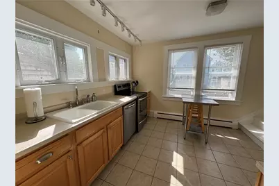 49 Connection Street, Newport, RI 02840 - Photo 7