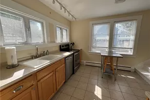 49 Connection St, Newport, RI 02840 - Photo 7