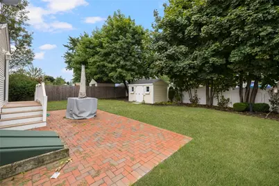 330 Daggett Avenue, Pawtucket, RI 02861 - Photo 21