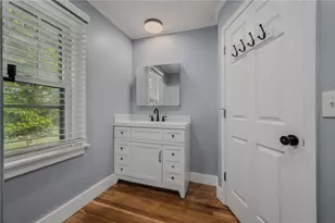 346 Post Rd, Westerly, RI 02891 - Photo 17