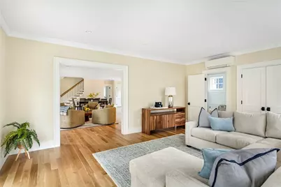 118 Newport Avenue, Middletown, RI 02842 - Photo 19