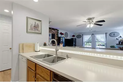 3524 West Shore Road #C-707, Warwick, RI 02886 - Photo 7