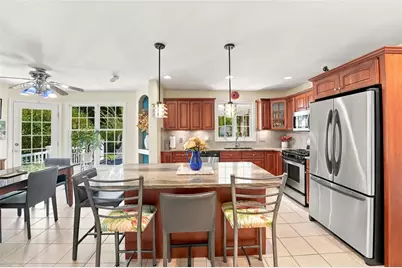 10 Jay Court, Cranston, RI 02921 - Photo 9