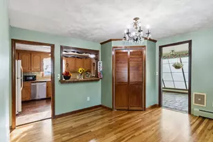 7 Charlotte Dr, Bristol, RI 02809 - Photo 5