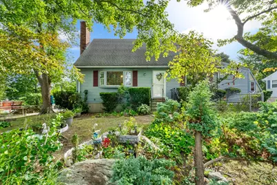 7 Charlotte Drive, Bristol, RI 02809 - Photo 1