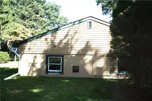 581 Saugatucket Rd, South Kingstown, RI 02879 - Photo 11