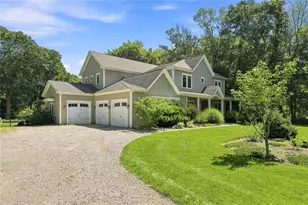 250 W Reach Dr, Jamestown, RI 02835 - Photo 5