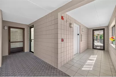 650 East Greenwich Avenue #3/405, West Warwick, RI 02890 - Photo 31