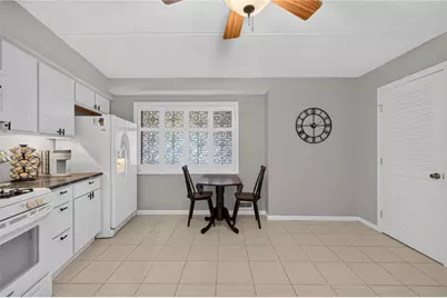 650 East Greenwich Avenue #3/405, West Warwick, RI 02890 - Photo 15