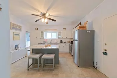 36 Dixon Street, Newport, RI 02840 - Photo 3