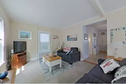 36 Dixon Street, Newport, RI 02840 - Photo 13