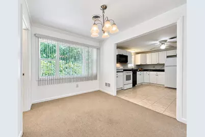 16 Sandra Drive, North Kingstown, RI 02852 - Photo 5