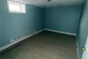 10 La Vaughn St, Providence, RI 02909 - Photo 11