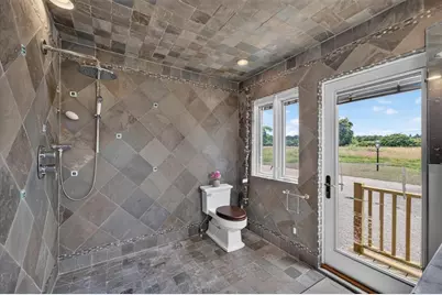 683 Neck Road, Tiverton, RI 02878 - Photo 27