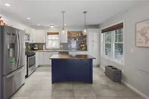 58 Carteret St, Providence, RI 02908 - Photo 9