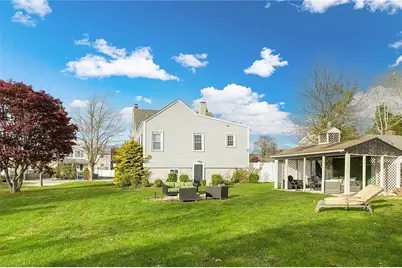 38 Collins Street #B, Bristol, RI 02809 - Photo 3