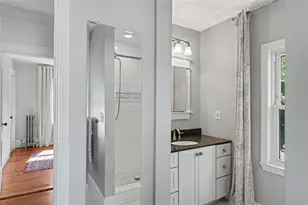 95 Lorimer St, Providence, RI 02906 - Photo 33