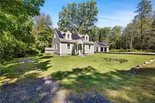 677 Central Pike, Scituate, RI 02857 - Photo 3