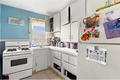 904 Newport Avenue, Pawtucket, RI 02861 - Photo 27