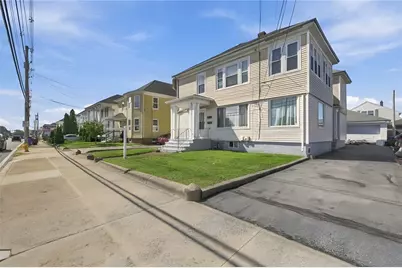 904 Newport Avenue, Pawtucket, RI 02861 - Photo 3