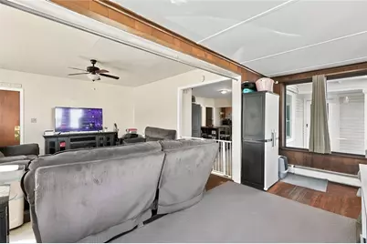 904 Newport Avenue, Pawtucket, RI 02861 - Photo 11