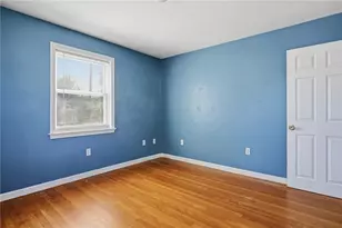 86 Paul St, Pawtucket, RI 02861 - Photo 17