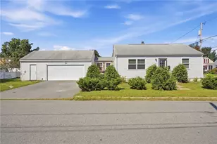 86 Paul St, Pawtucket, RI 02861 - Photo 1