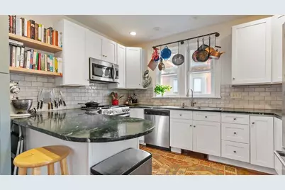 46 Moore Street, Providence, RI 02907 - Photo 17