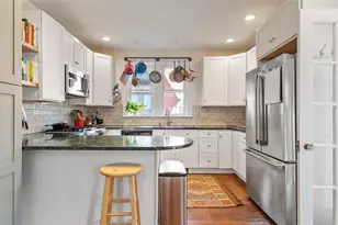 46 Moore St, Providence, RI 02907 - Photo 19