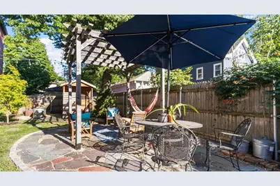 46 Moore Street, Providence, RI 02907 - Photo 35