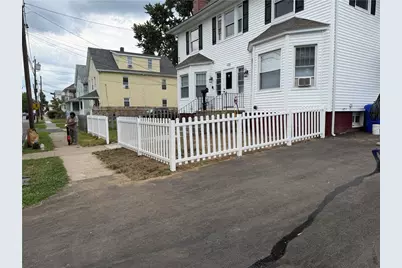 172 Central Avenue, East Providence, RI 02914 - Photo 1