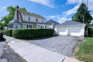 440 Broadway, Newport, RI 02840 - Photo 23
