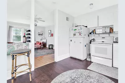 440 Broadway, Newport, RI 02840 - Photo 13