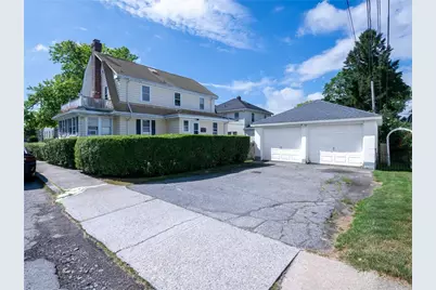 440 Broadway, Newport, RI 02840 - Photo 23