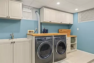 283 Wayland Avenue, Providence, RI 02906 - Photo 41