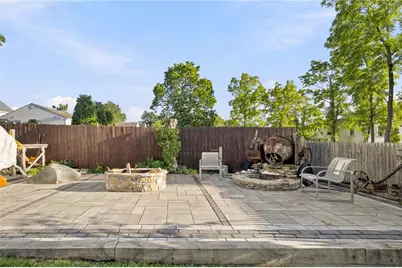60 Charles Street, Bristol, RI 02809 - Photo 35