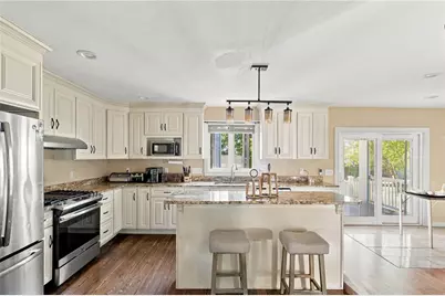 60 Charles Street, Bristol, RI 02809 - Photo 19