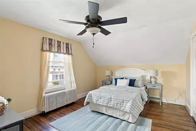 60 Charles Street, Bristol, RI 02809 - Photo 27