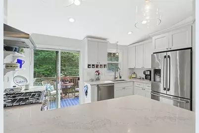 38 Lakeview Drive, Narragansett, RI 02882 - Photo 19