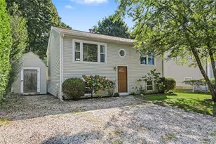 38 Lakeview Dr, Narragansett, RI 02882 - Photo 3