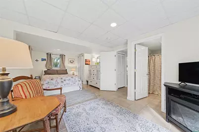 38 Lakeview Drive, Narragansett, RI 02882 - Photo 33
