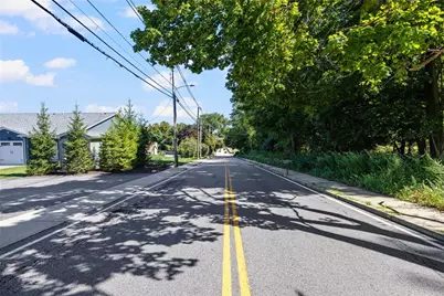 551 Wakefield Street, West Warwick, RI 02893 - Photo 5