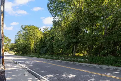 551 Wakefield Street, West Warwick, RI 02893 - Photo 3