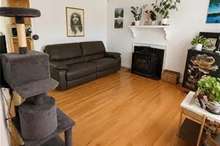 21 Primrose Ln, Johnston, RI 02919 - Photo 7