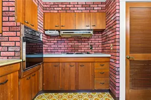 29 Rosegarden St, Warwick, RI 02888 - Photo 11