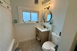 31 Slocum St, Newport, RI 02840 - Photo 9
