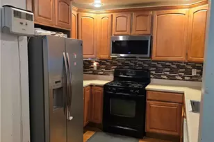 7 Dosco Dr, Providence, RI 02904 - Photo 9