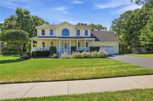 2 Nutmeg Cir, Coventry, RI 02816 - Photo 3