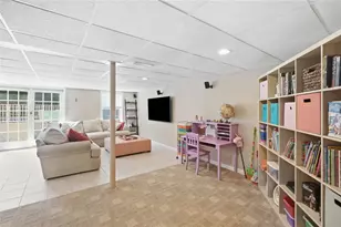 2 Nutmeg Cir, Coventry, RI 02816 - Photo 37